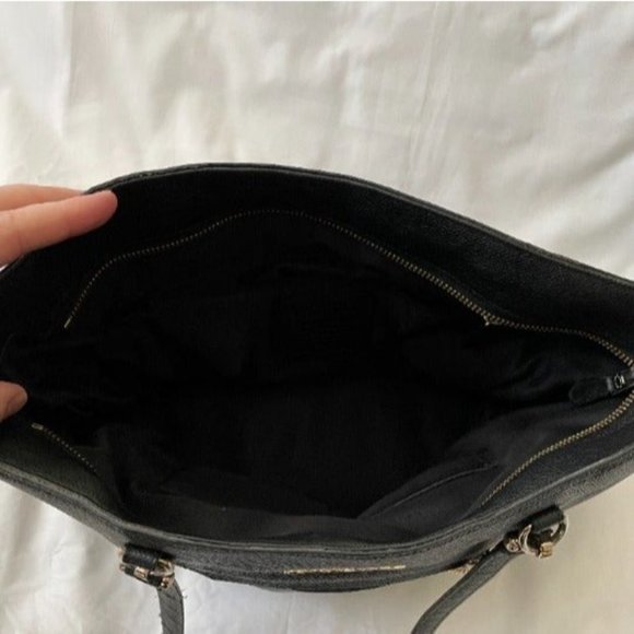 Coach Black Leather Purse Bag. Certified Authentic. Great condition. - Picture 4 of 8